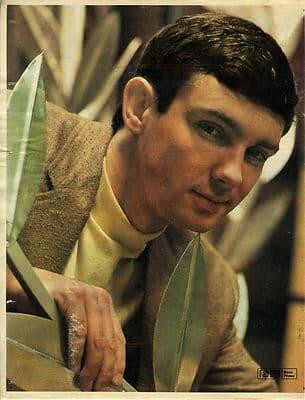 GENE PITNEY approx 10X13 inch pinup poster size press cutting/clipping 1966 Original pic